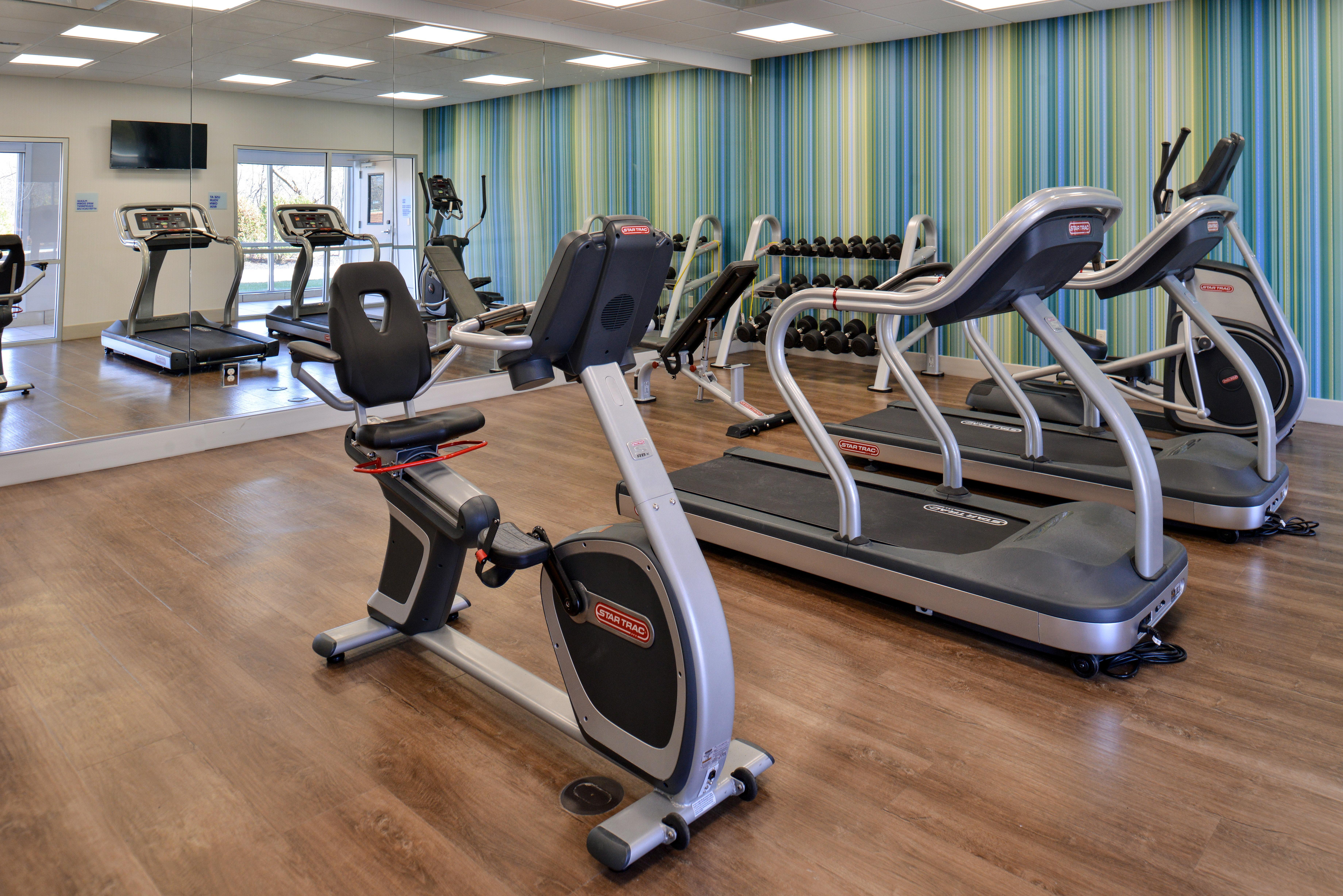 Holiday Inn Express & Suites Farmington Hills - Detroit By Ihg Ngoại thất bức ảnh