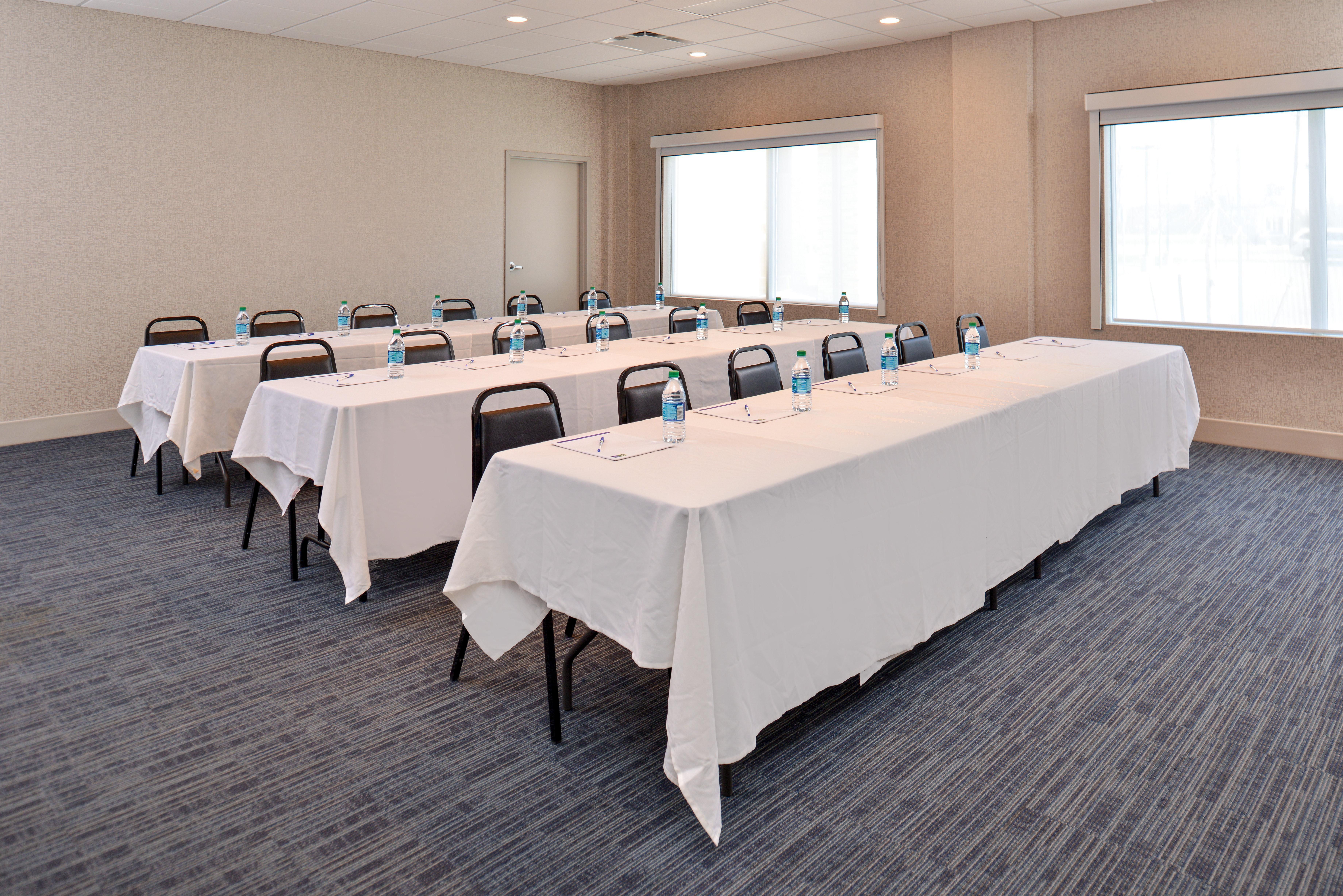 Holiday Inn Express & Suites Farmington Hills - Detroit By Ihg Ngoại thất bức ảnh