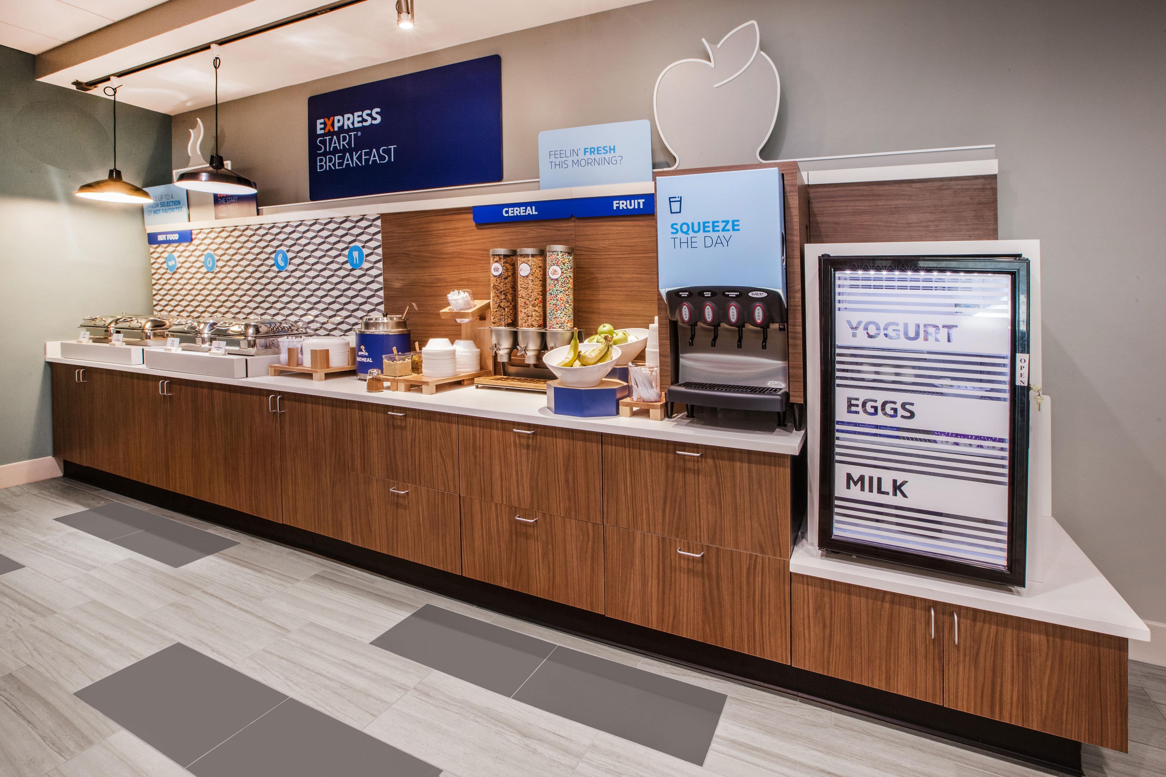 Holiday Inn Express & Suites Farmington Hills - Detroit By Ihg Ngoại thất bức ảnh