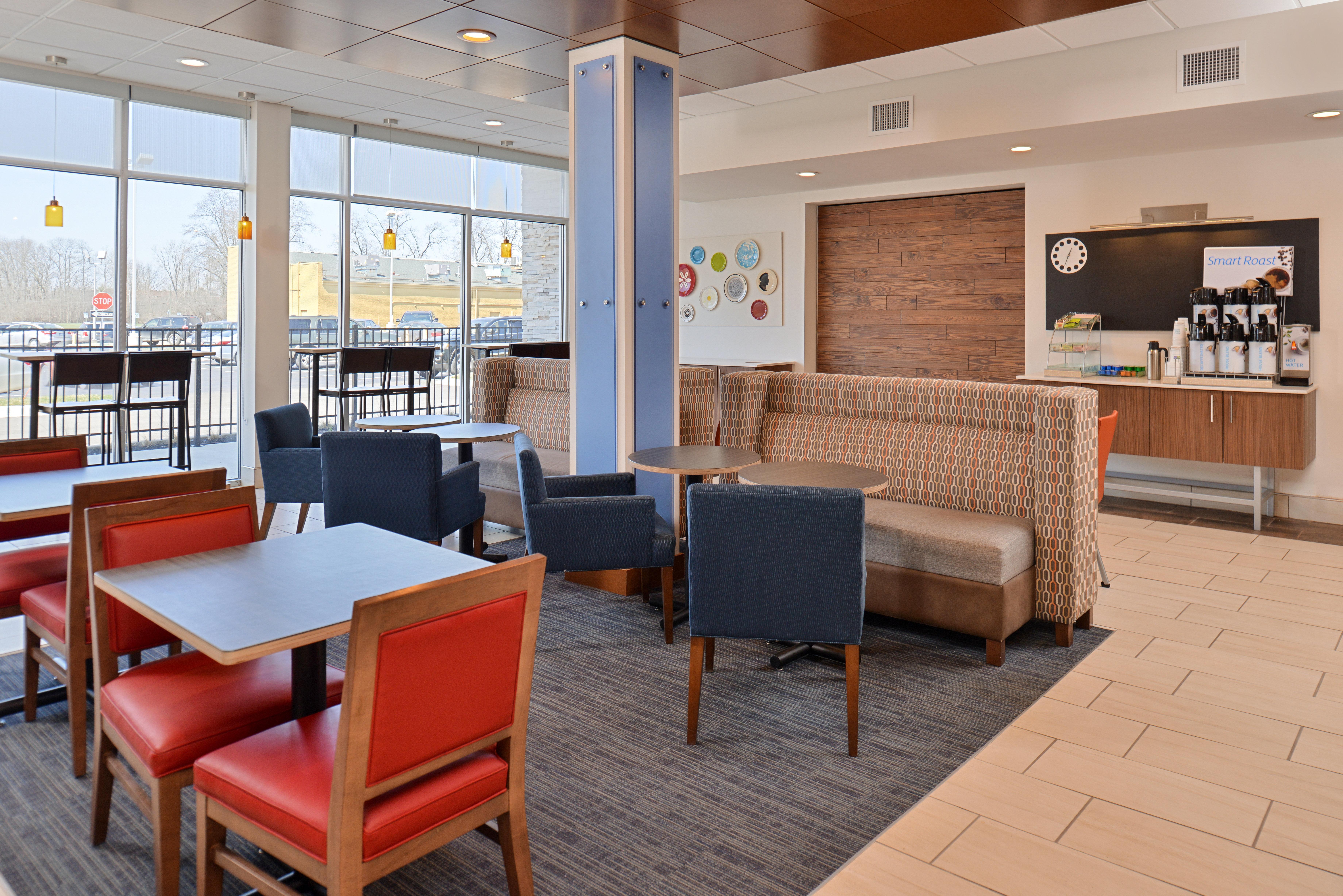 Holiday Inn Express & Suites Farmington Hills - Detroit By Ihg Ngoại thất bức ảnh